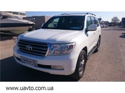 Toyota Land Cruiser 200