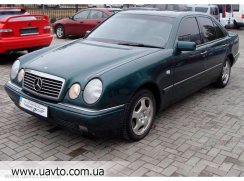 Mercedes-Benz E 240